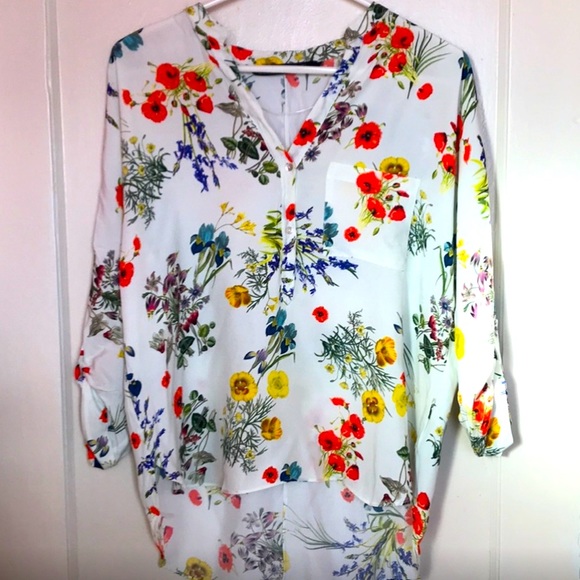 Zara Tops - ❤️ZARA Light Blue Multi Color Floral Button Down Long Sleeve Blouse Top Size M❤️